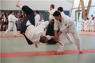 Technique d'Aïkido en démonstration